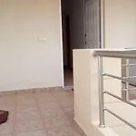Cosy New Apartment- 5' To The Beach, 15' To Center Apartmán
