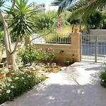 Apartmán Cosy New Apartment- 5' To The Beach, 15' To Center *