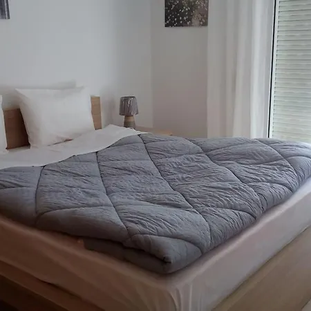 Cosy New Apartment- 5' To The Beach, 15' To Center Daire Hanya