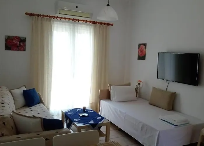 Cosy New Apartment- 5' To The Beach, 15' To Center * Chania (Crete)