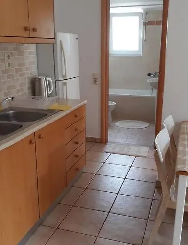 Cosy New Apartment- 5' To The Beach, 15' To Center * Chania (Crete)