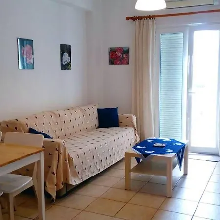 Cosy New Apartment- 5' To The Beach, 15' To Center Apartment